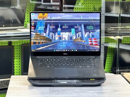 Dell XPS 7590 1